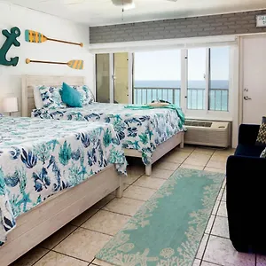 Beachfront With Free Service!private Balcony Apartment