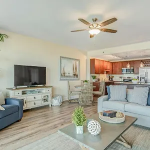 Laketown Wharf 834 Holiday home