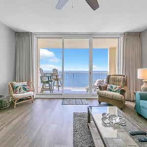 Majestic Towers 1-2205 Holiday home